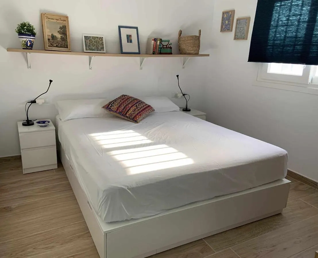 Holiday home Las Casitas De La Barrosa Con Jardin Y Piscina Chiclana de la Frontera
